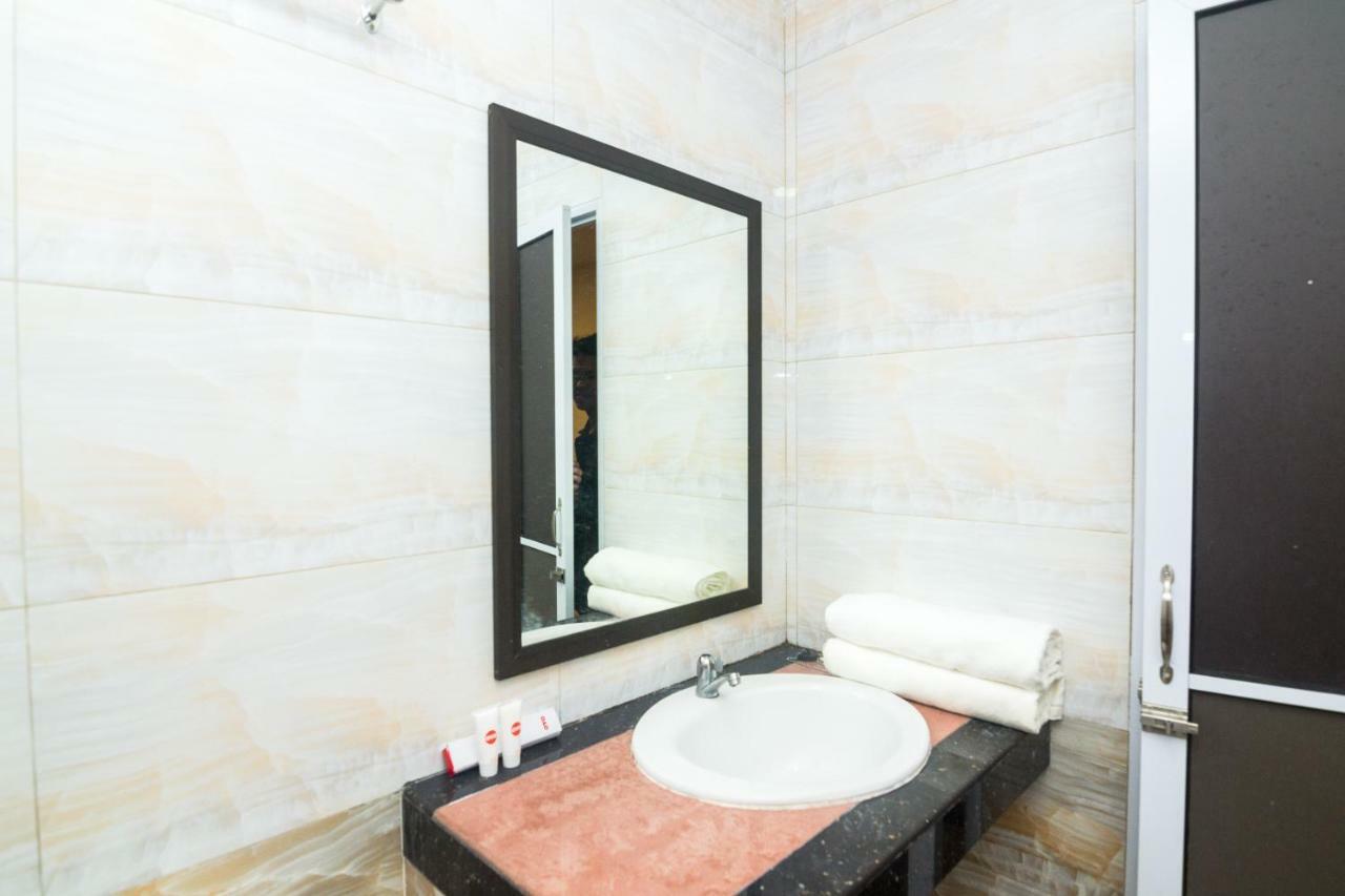 OYO 1223 Hotel Bahari Batam Bagian luar foto